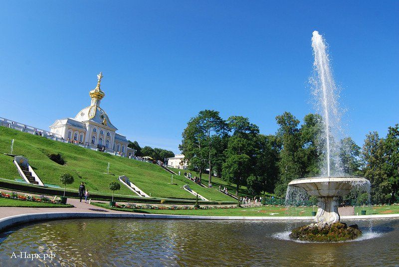 Фонтан Чаши и корпус Под гербом