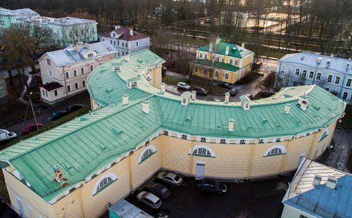 Дежурные конюшни