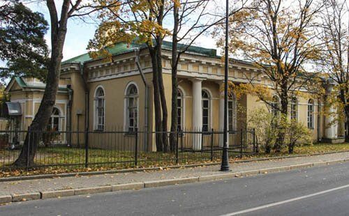 Придворный манеж