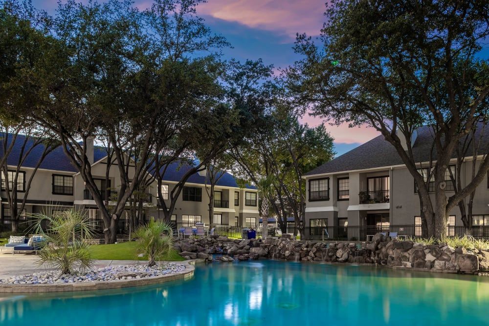 Swimming pool at Marquis at Waterview in Richardson, TX.