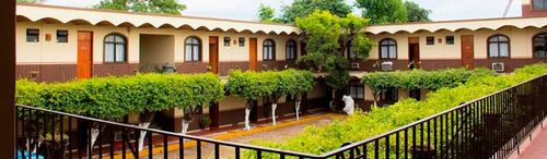 HOTEL QUINTA BLANCA – Fachada