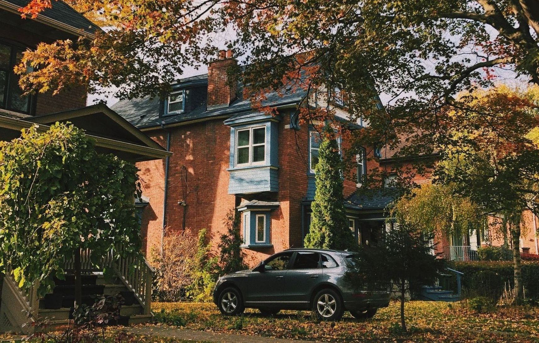 house in the fall