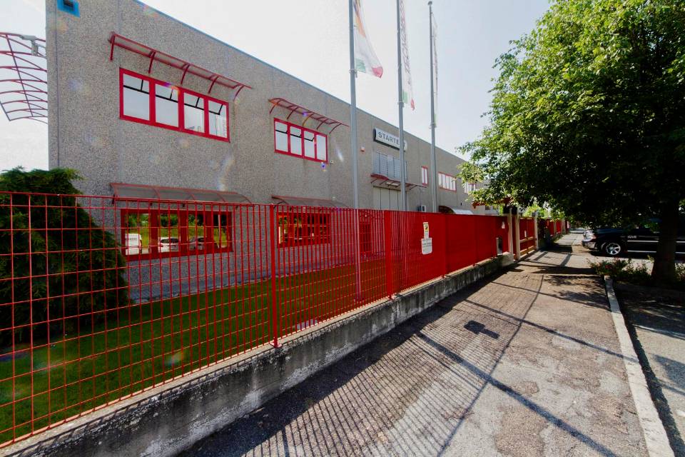 esterno della ditta Startest
