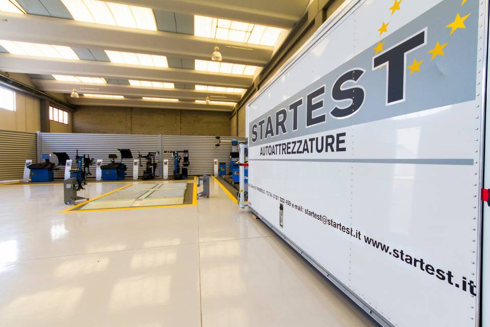 interni della ditta Startest