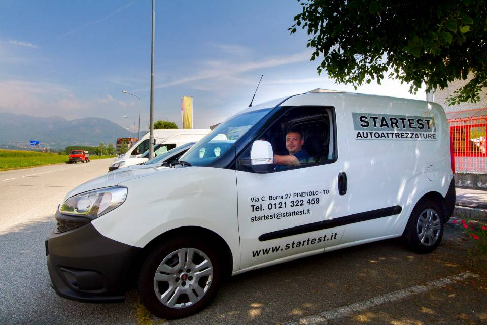 furgone bianco Startest