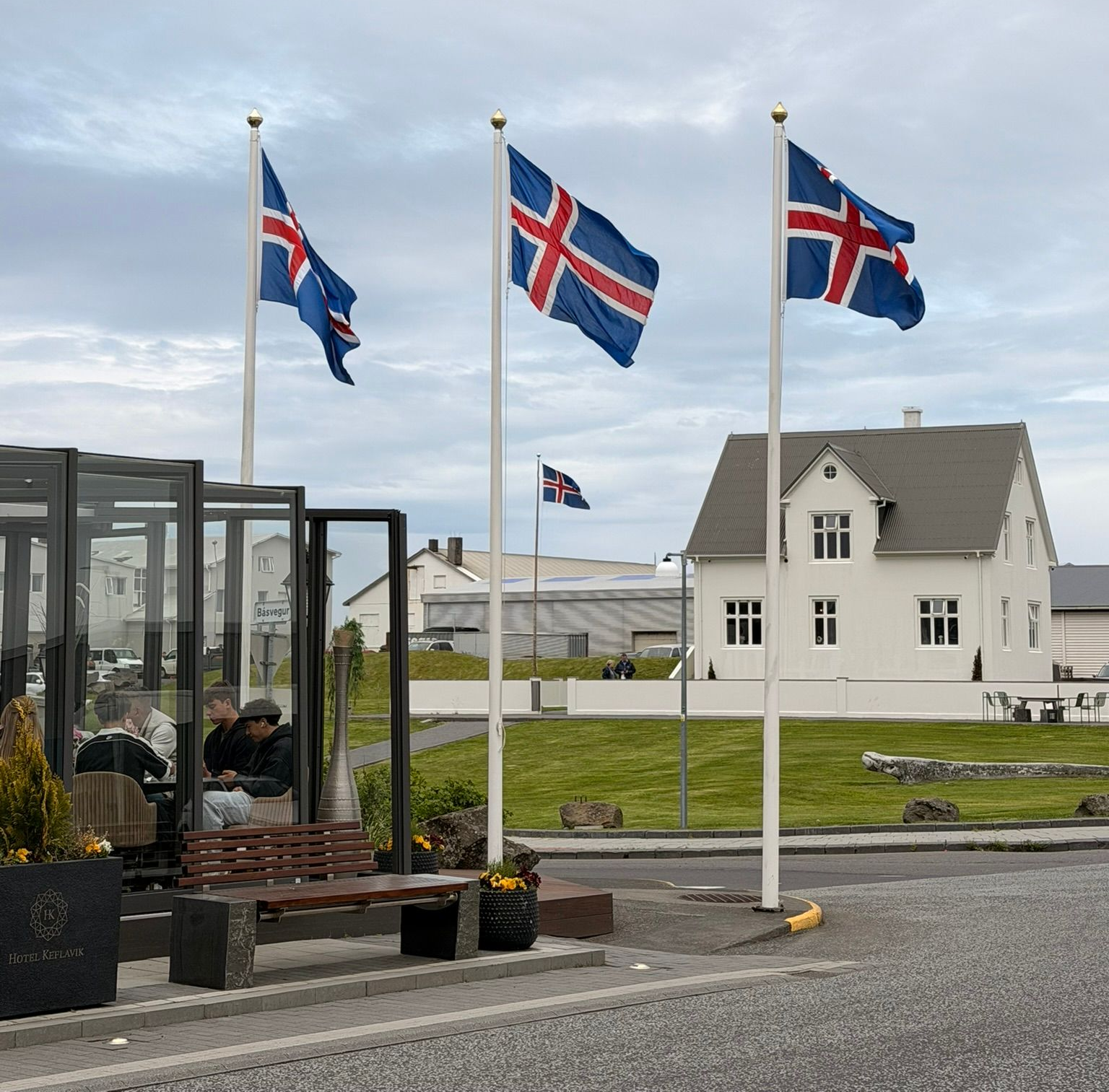Vatnsnes íslenski fáninn Hótel Keflavík KEF Restaurant