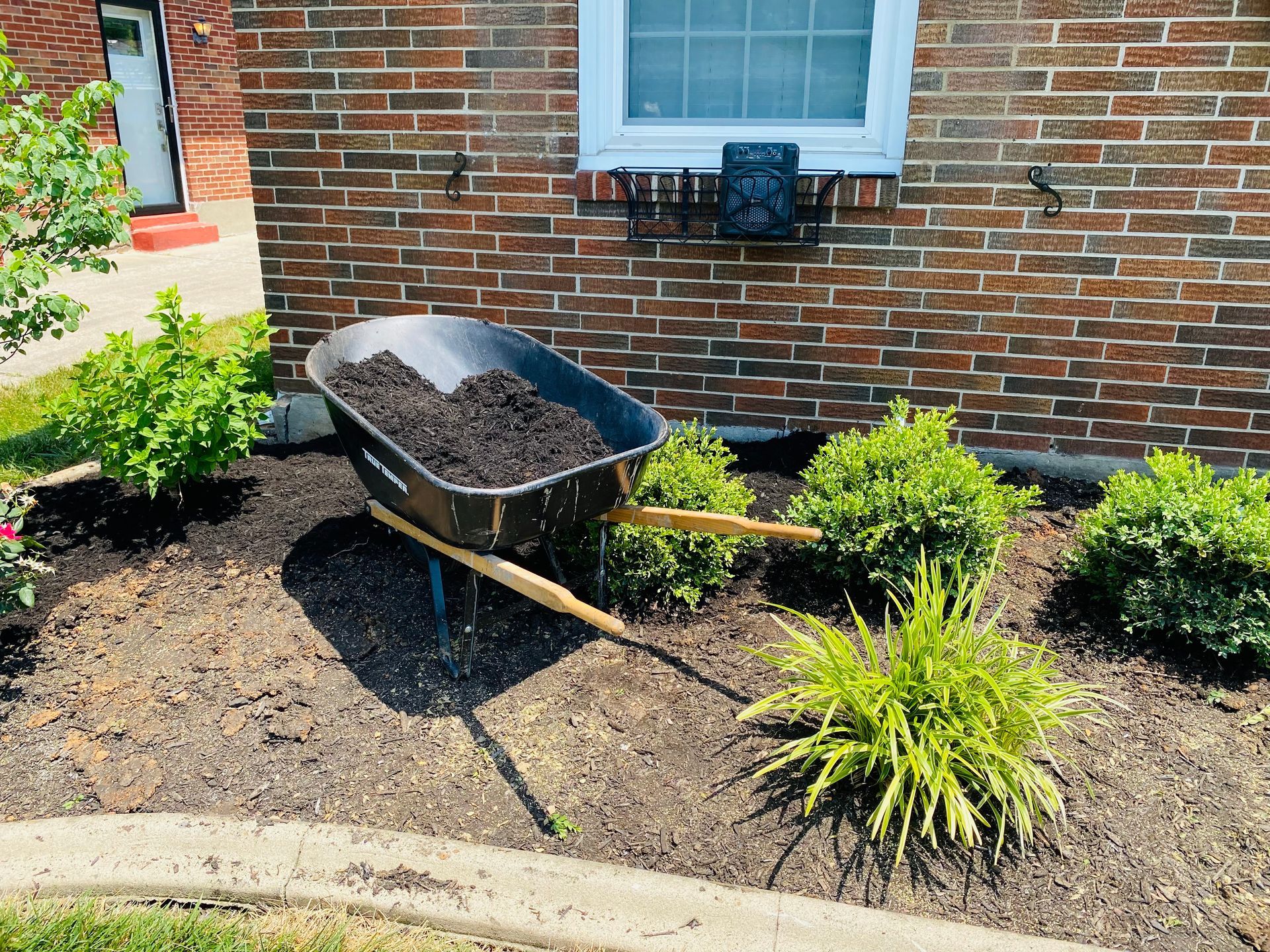 Fall Cleanup Checklist: How to Prepare Your Landscape for Winter