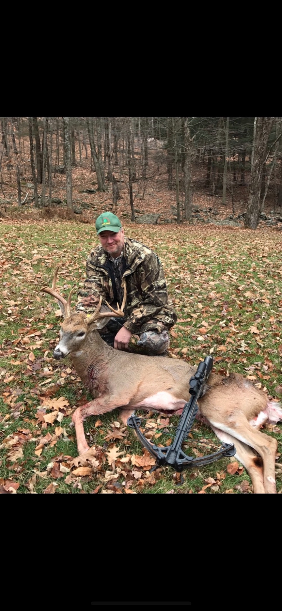 Expert hunting guide Thomas Sanford with a buck