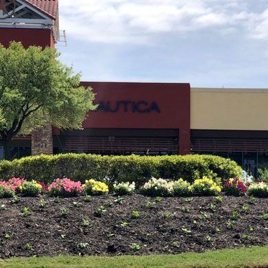 Commercial Building with Lawn — San Marcos, TX — Diamondback Landscaping & Lawn Care, Inc.