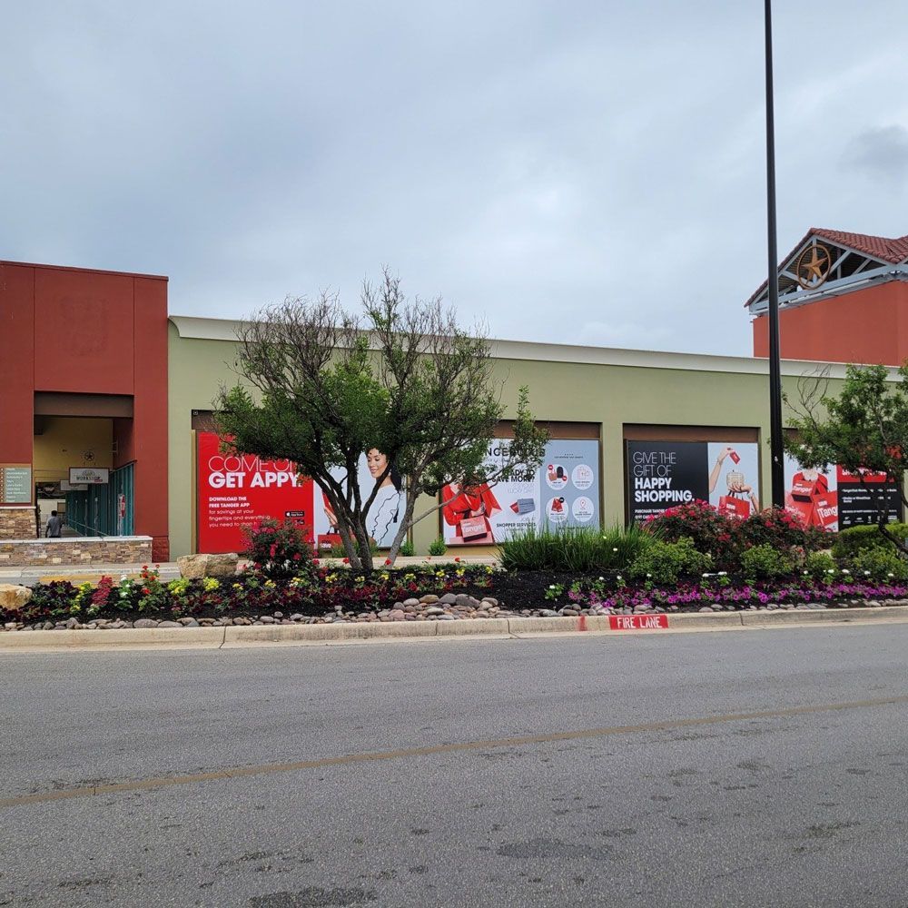 Commercial Landscaping — San Marcos, TX — Diamondback Landscaping & Lawn Care, Inc.