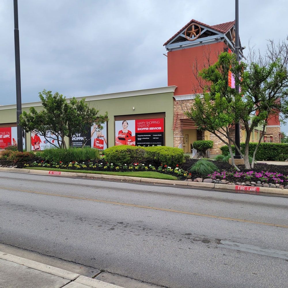 Mall with Landscape — San Marcos, TX — Diamondback Landscaping & Lawn Care, Inc.