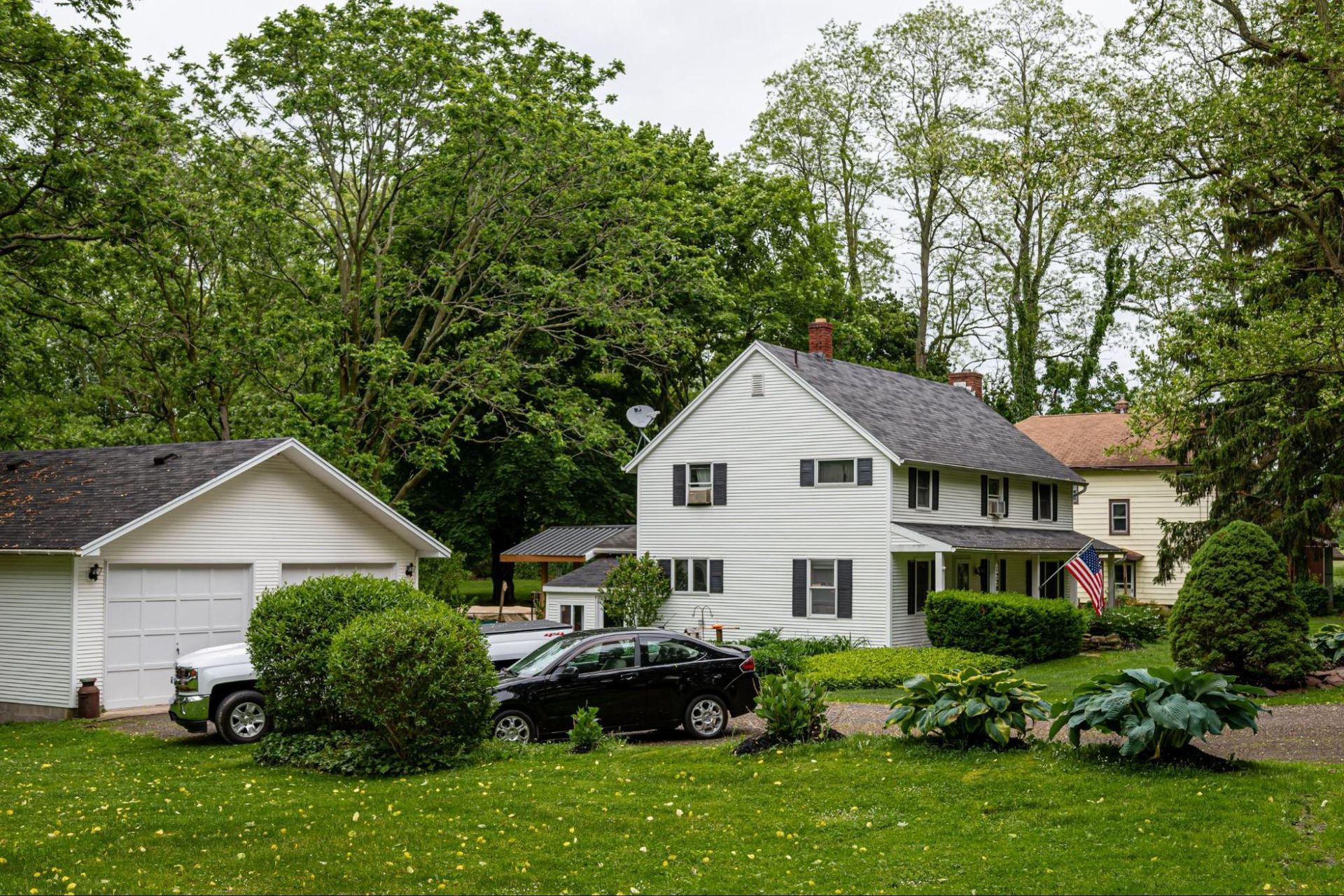 houses with cars in front