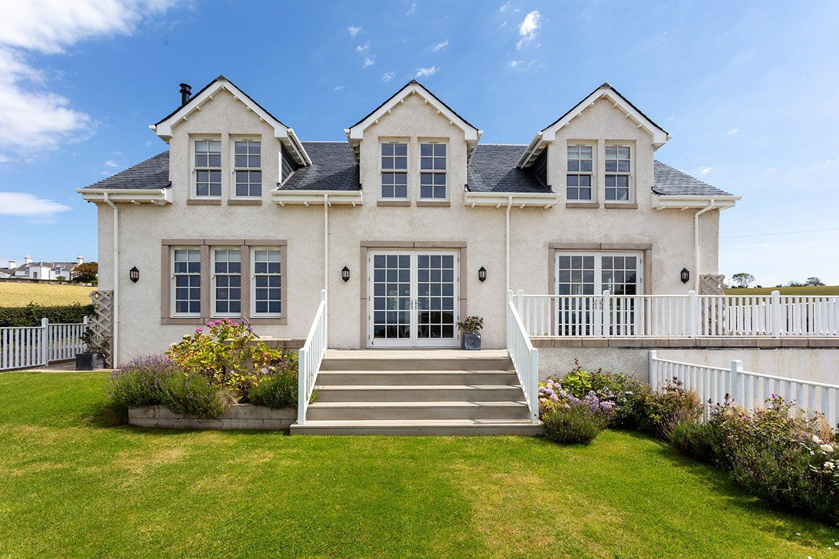 backdoor of Castlehill Cottage, Croy