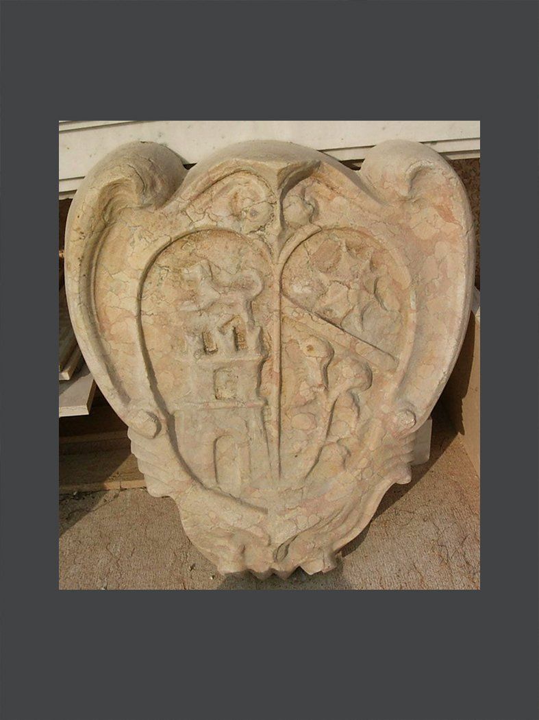 Alexander Widmann, natural stone, Naturstein, entry gate, Stein am Bau, Baulemente, Fassaden, limestone, leccese, Vicenza, marble, Italy