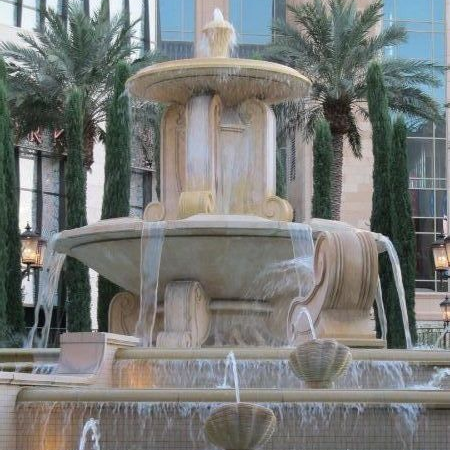 Alexander Widmann, natural stone, pool fountain, Hotell Venetian
