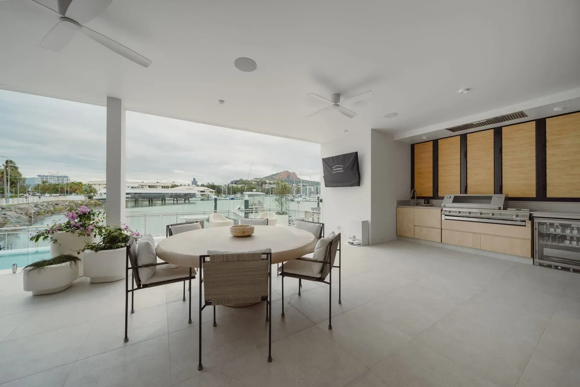 There Is A Table And Chairs On The Balcony — Reynolds Built In Dicky Beach, QLD