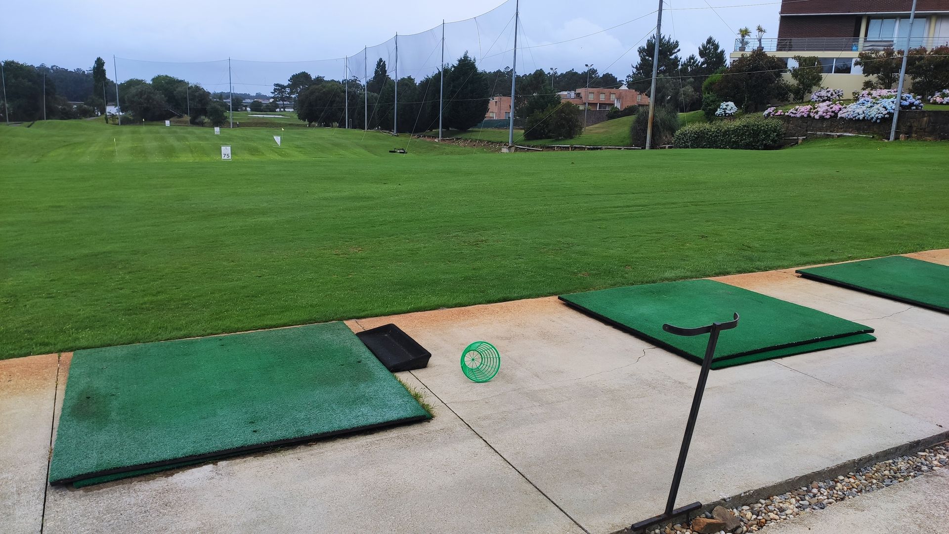 Large Driving Range
