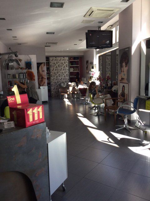 Interno parrucchieri 2