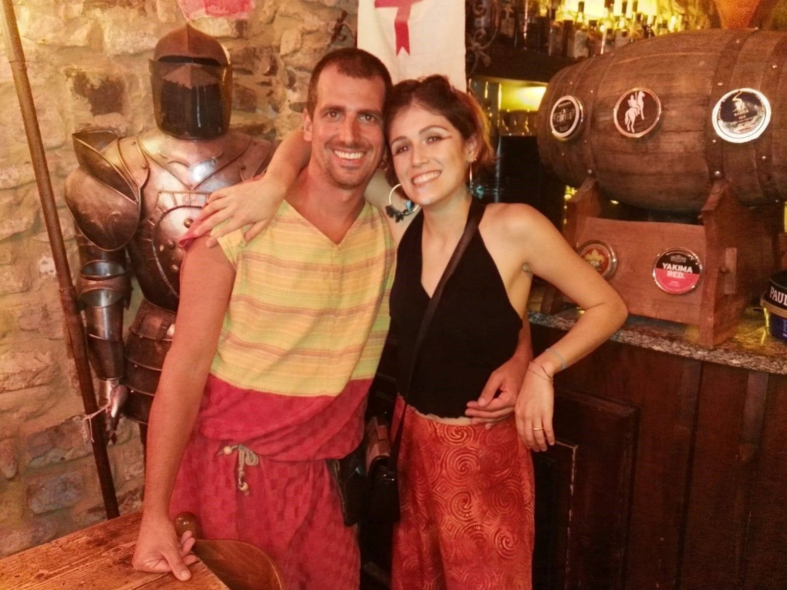 Chiara Dello Iacovo. Astigiana, cantautrice, attrice e ballerina. Artista poliedrica