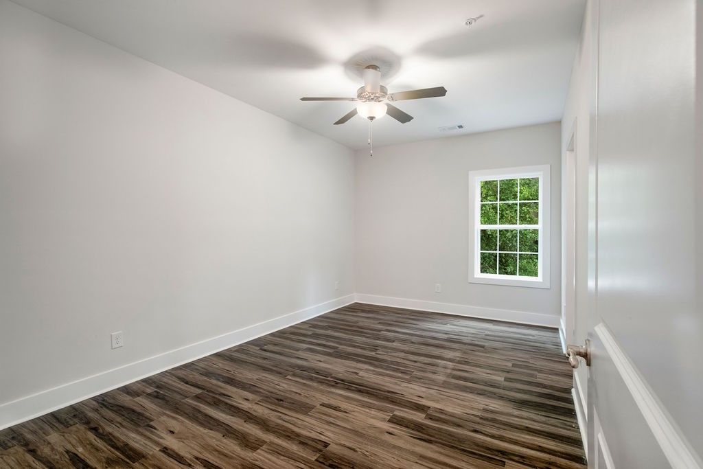 garretts place interior unfurnished