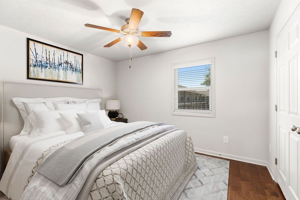 Foxburough 1 bdrm staged