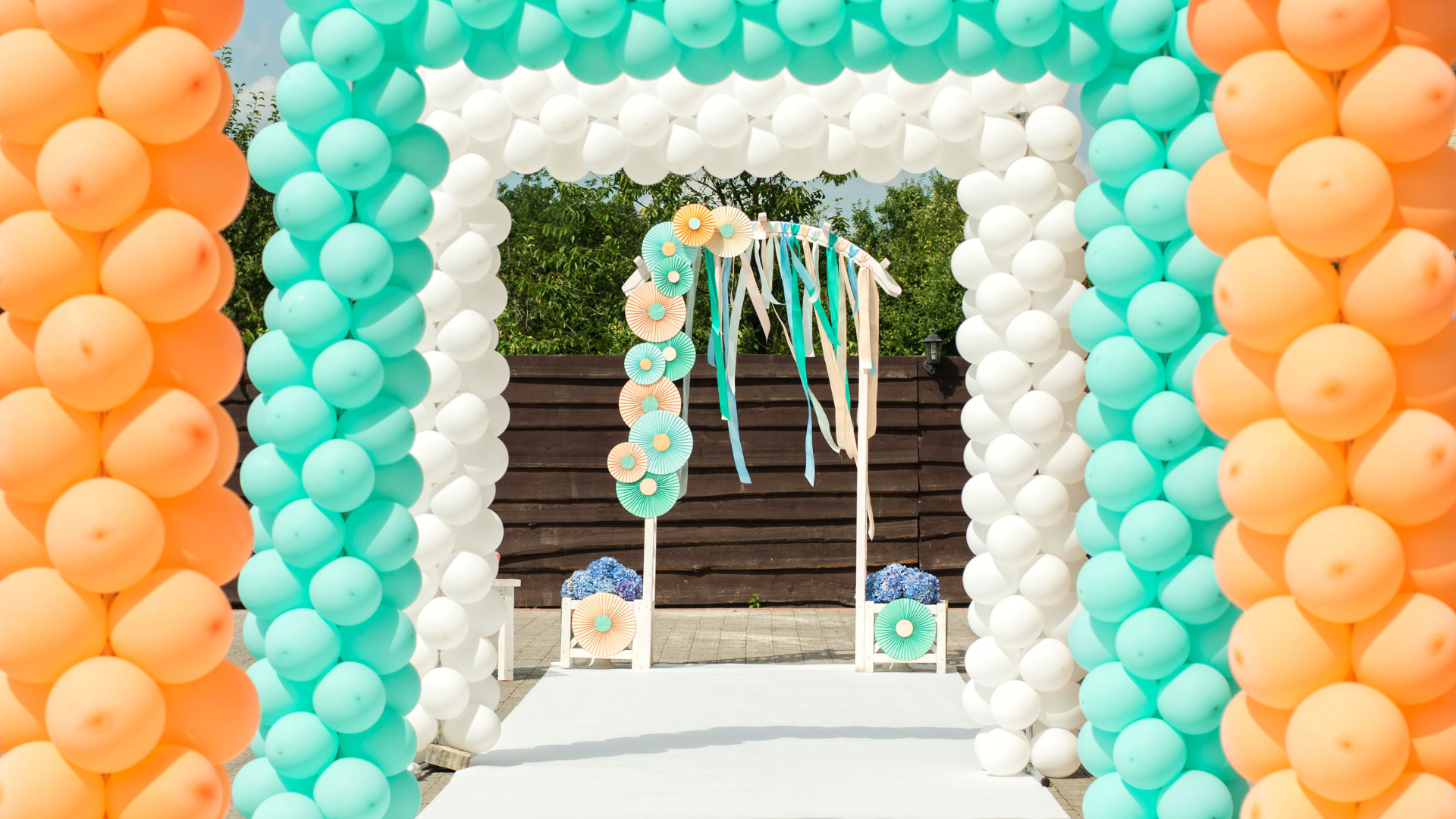 Elevate Your Event with Stunning Balloon Arches in Seattle