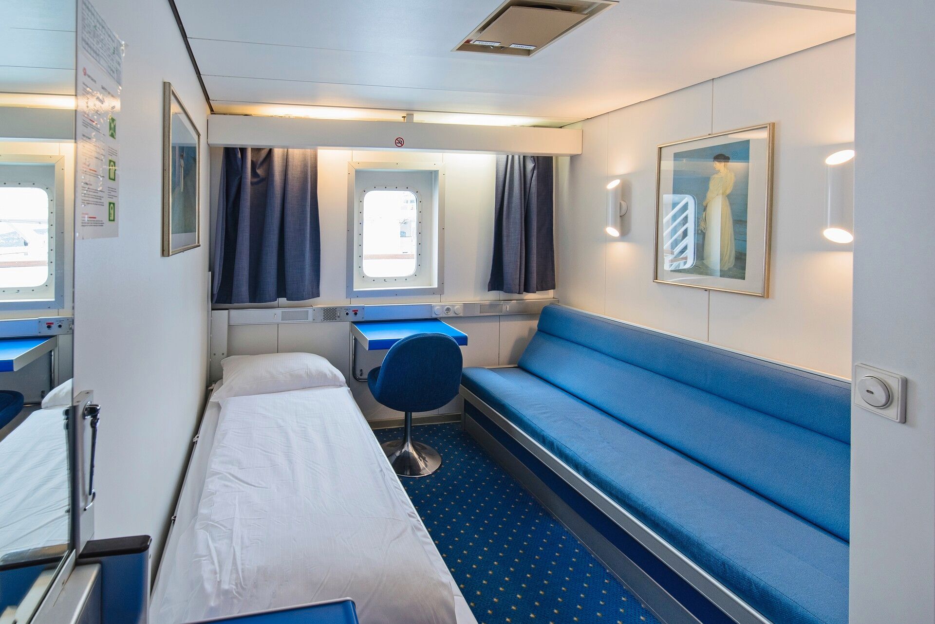 Cabin J2 van de ms Vesteralen