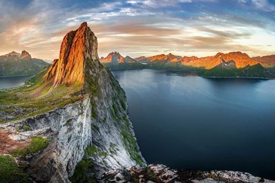 De meest bekende bergformatie op Senja