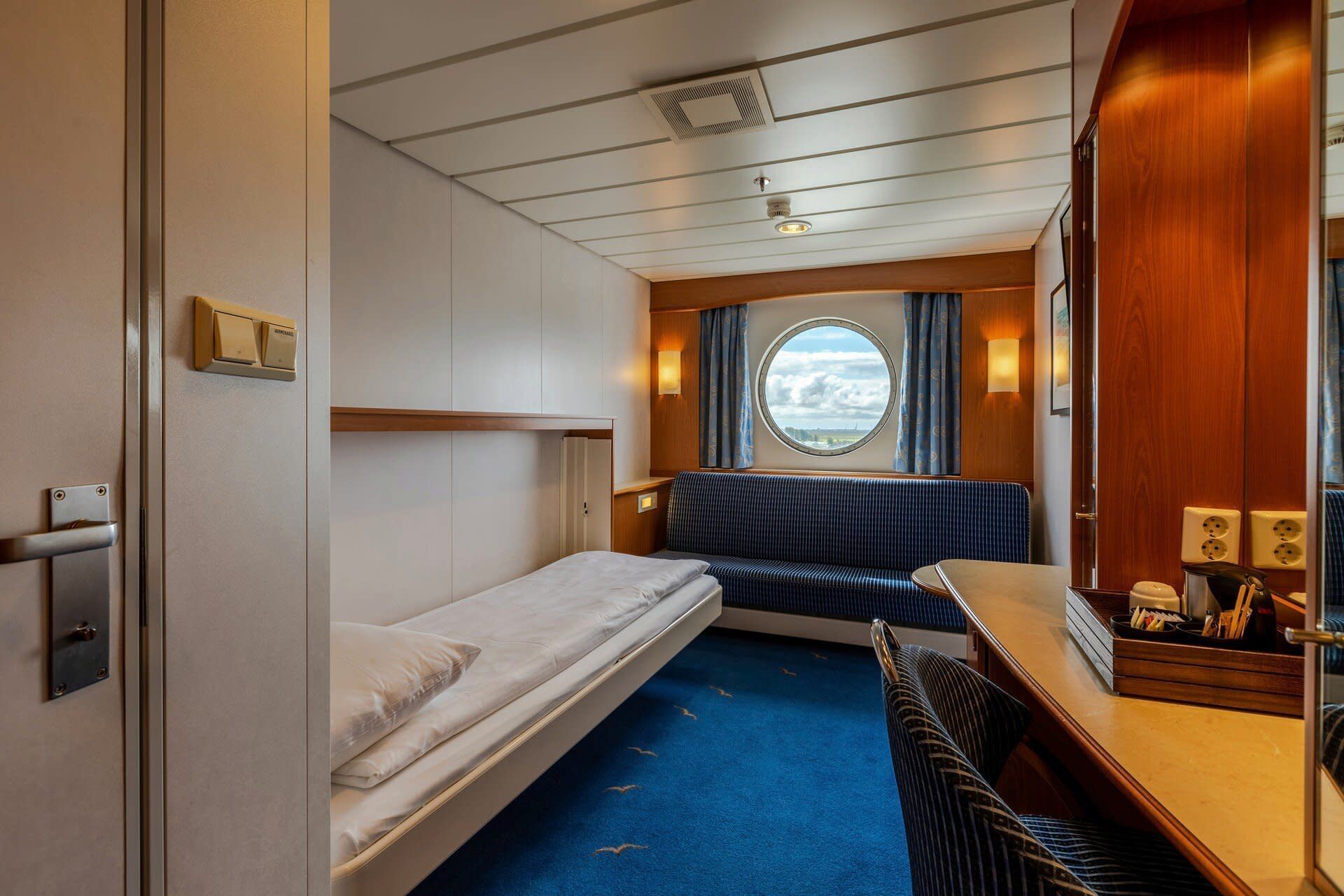 cabin U2 op de MS Midnatsol 