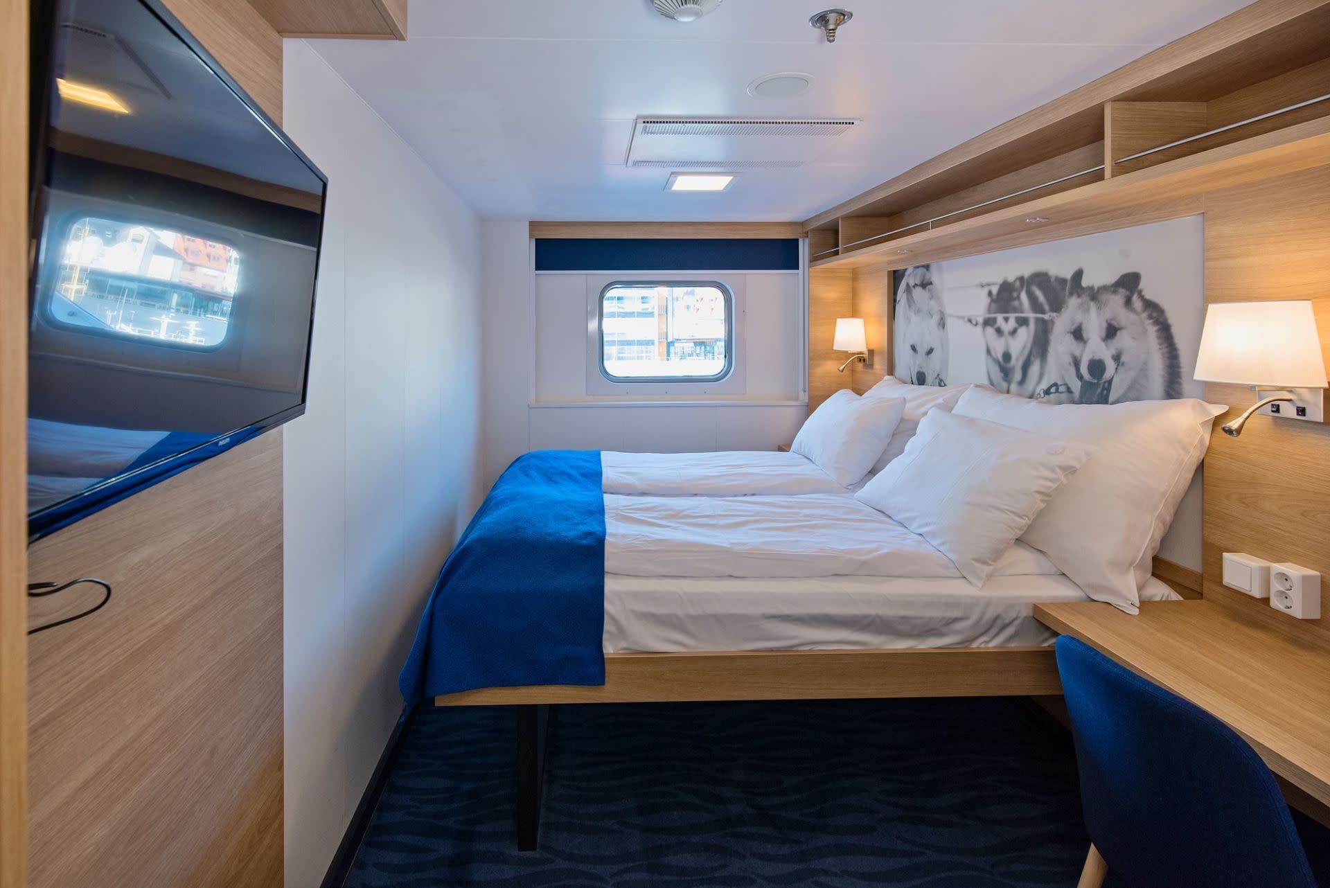 Bed van cabin J2D op de MS Nordlys