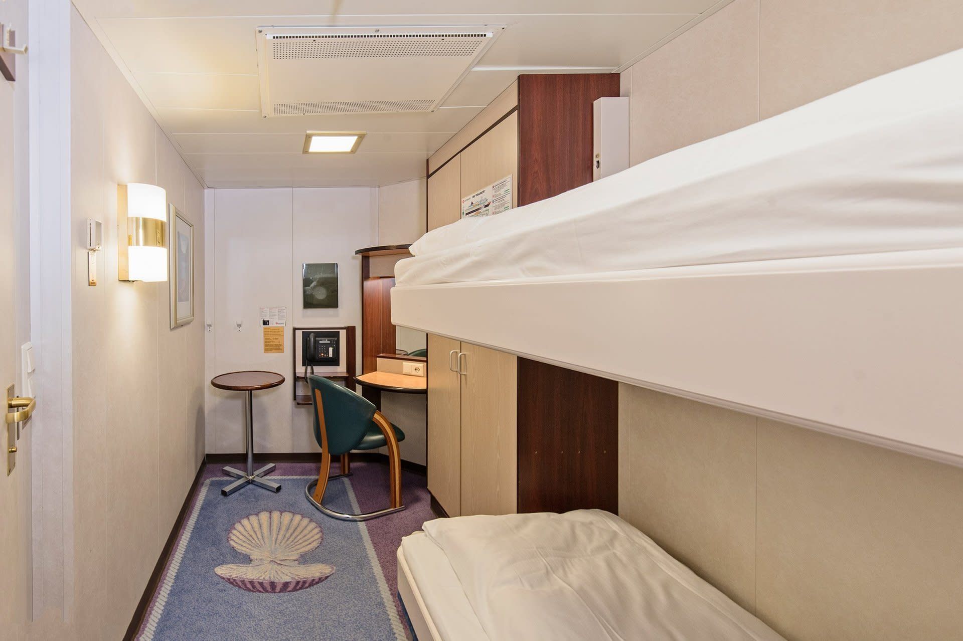 Bedden in cabin I3 op de MS Polarlys