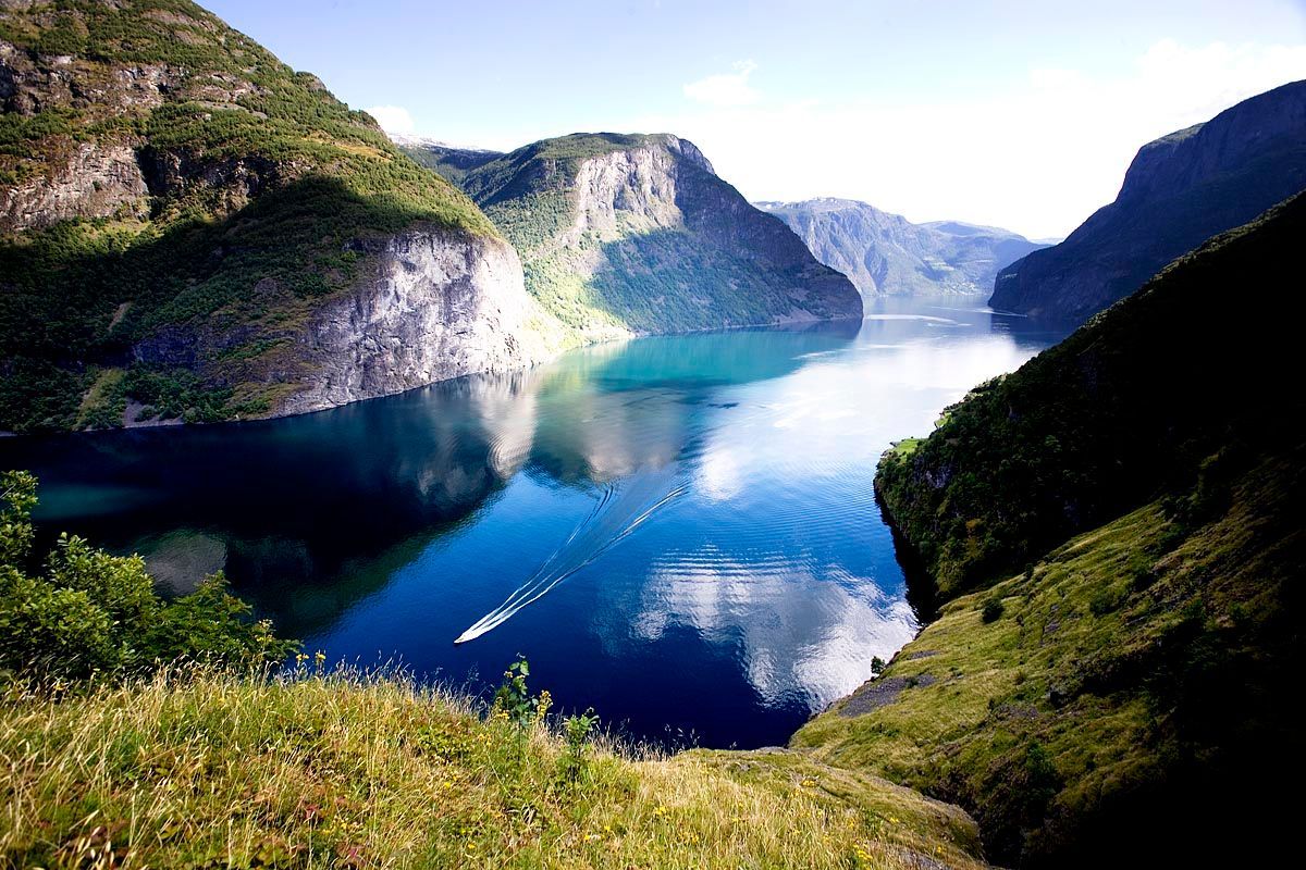 een fjord in noorwegen