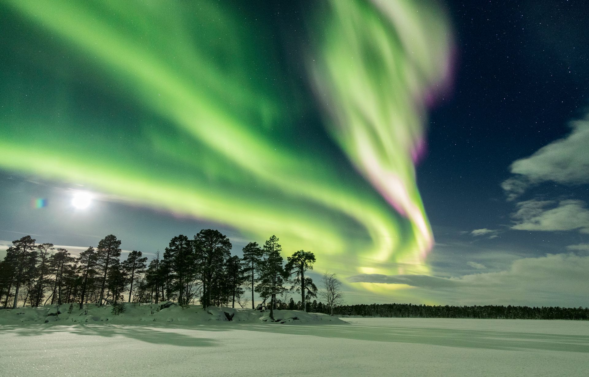 Geweldig Noorderlicht in het Noorden van Lapland
