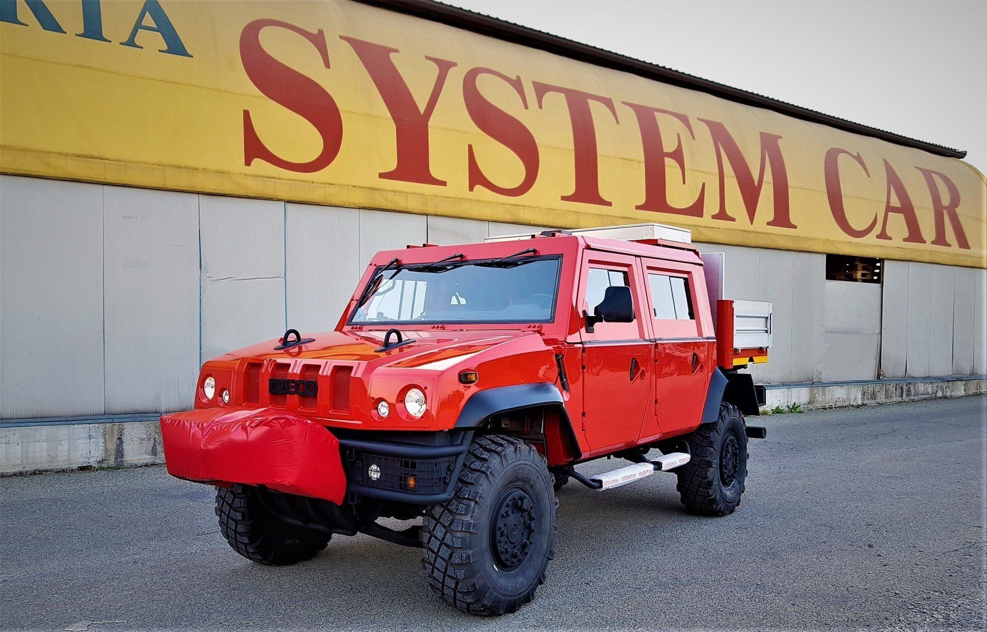 assemblaggio veicoli militari