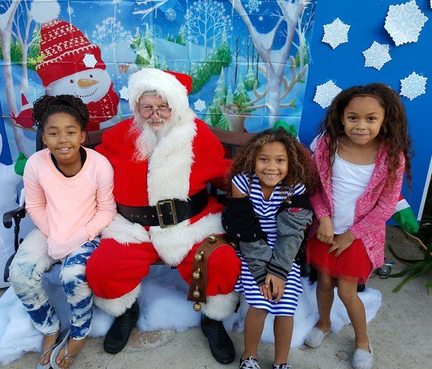 Santa and Kids 3