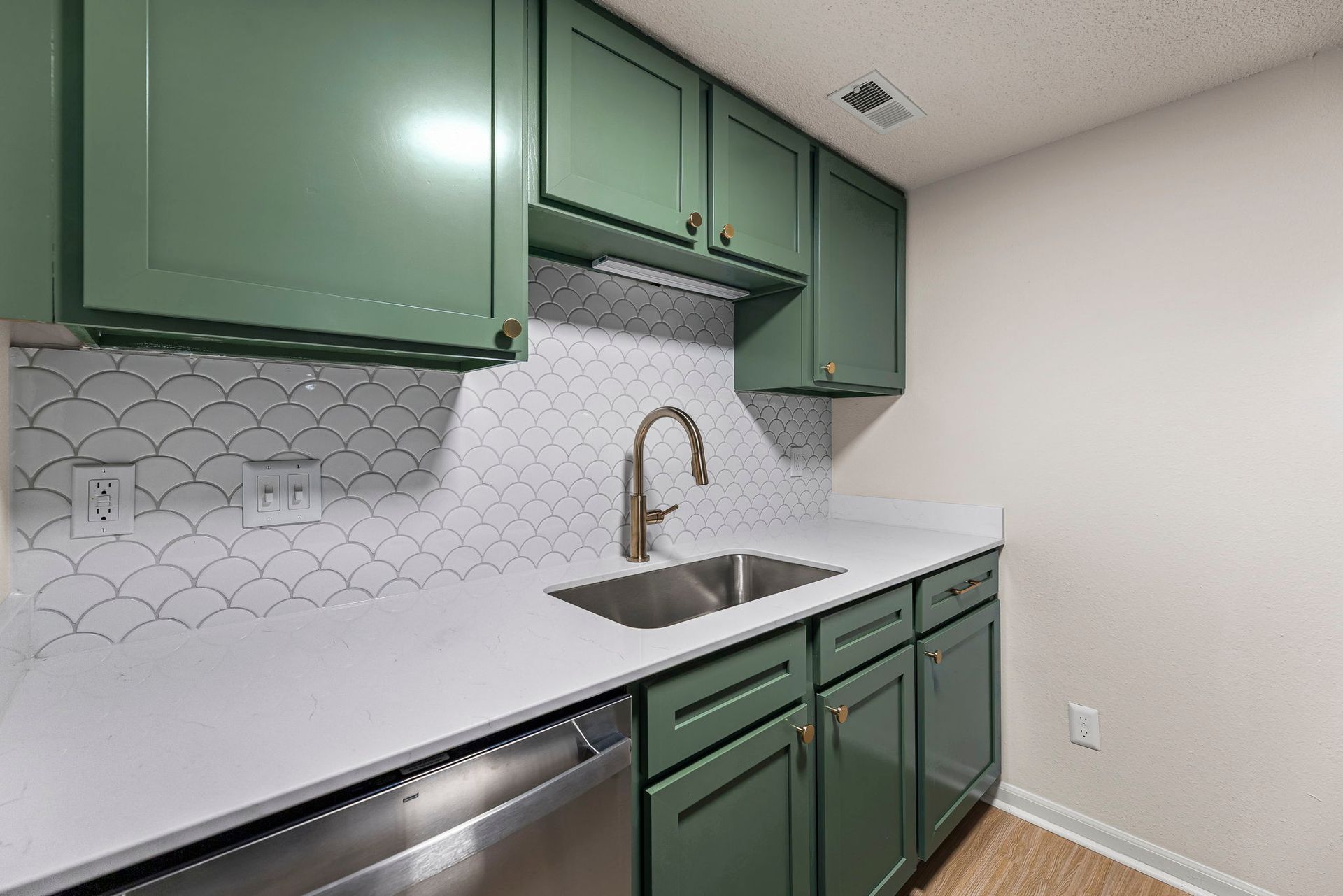 Freshly updated apartment at The Majestic on the Plaza