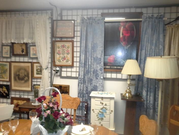 antiques and home decor