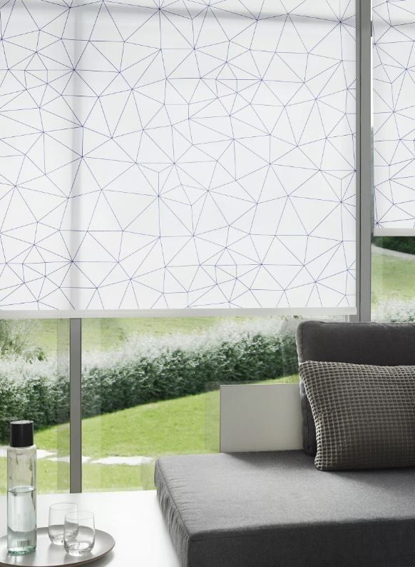 intérieur de cabinet meublé de blanc