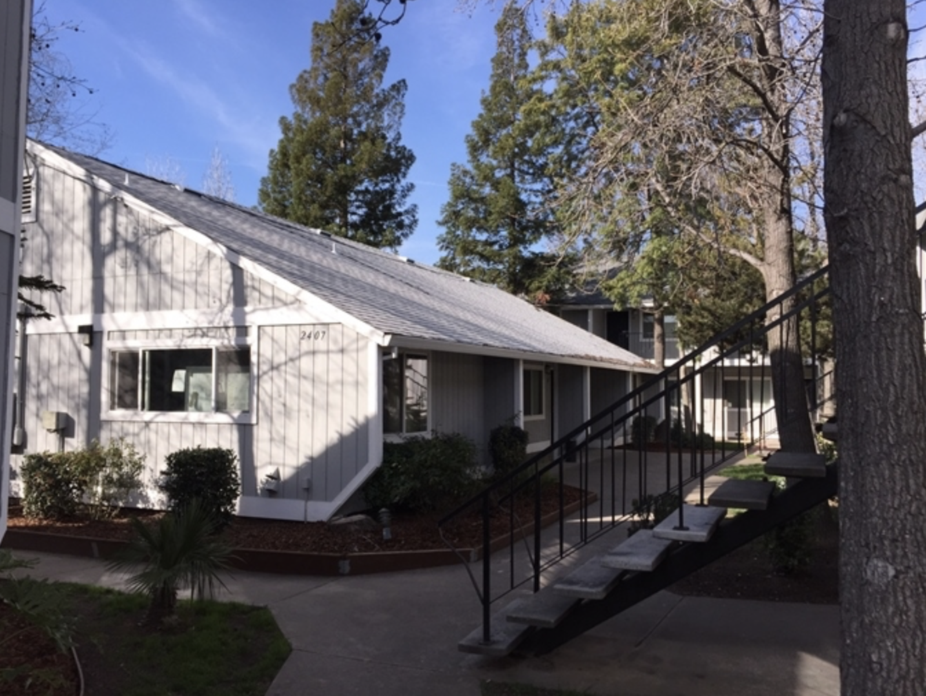 Windcreek Apartments exterior 2