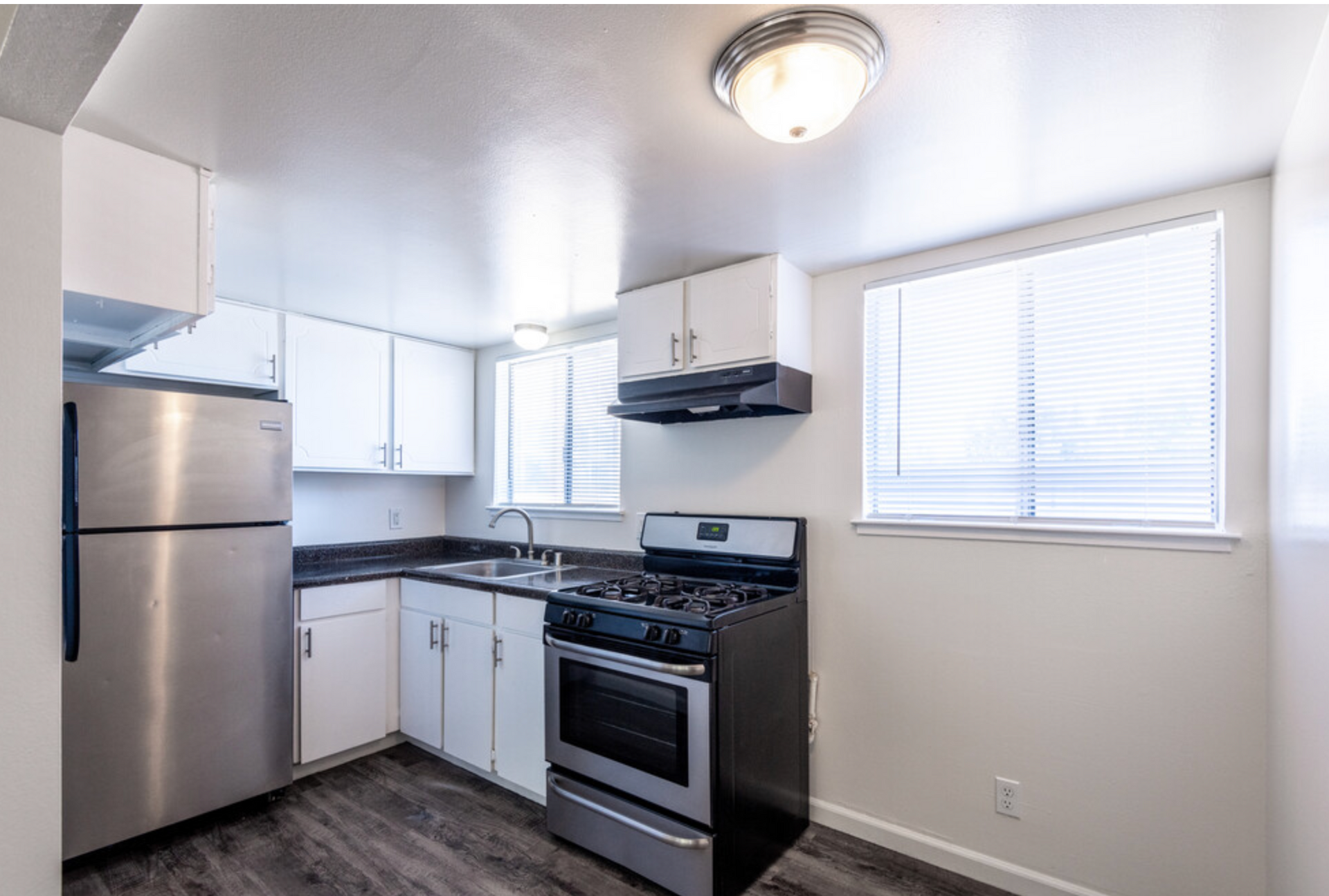 Acacia 1 bedroom kitchen