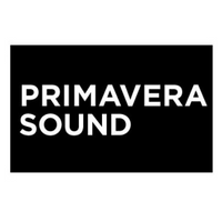 El logo de Primavera Sound es en blanco y negro.