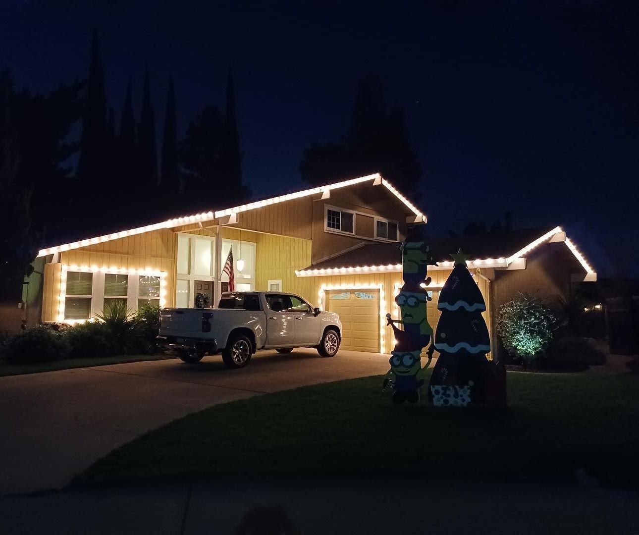 Holiday Light Installation and Removal