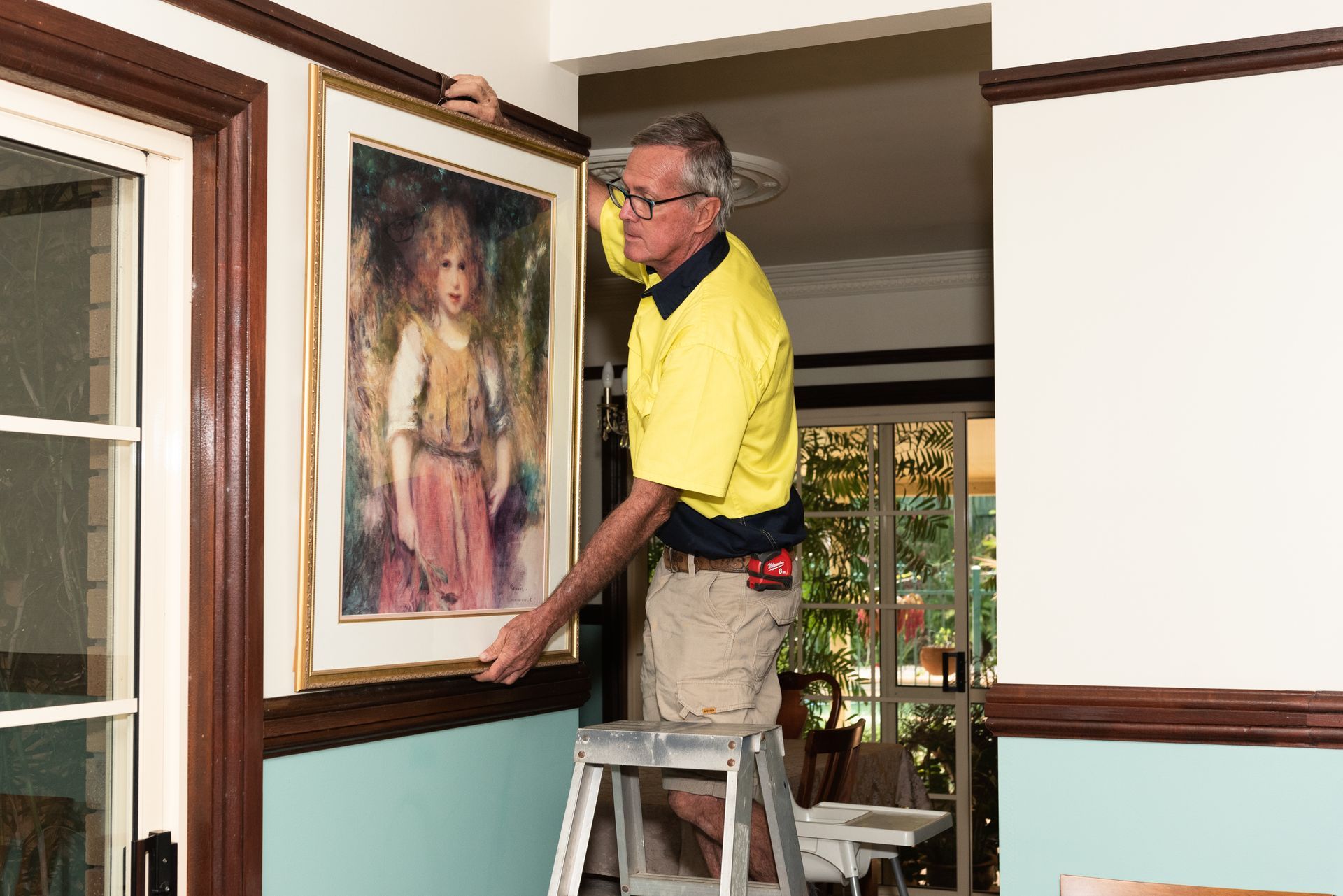 Picture Hanging And Wall Decor Installation Tanawha