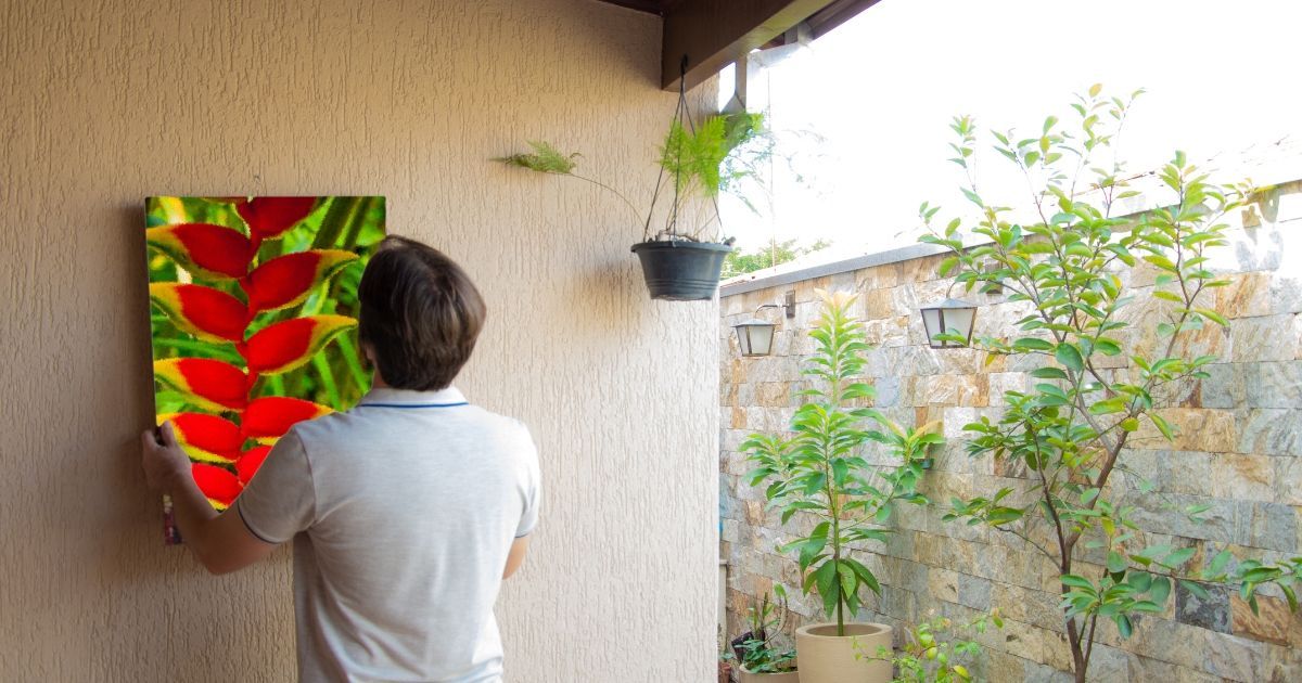 Picture Hanging And Wall Decor Installation Woombye