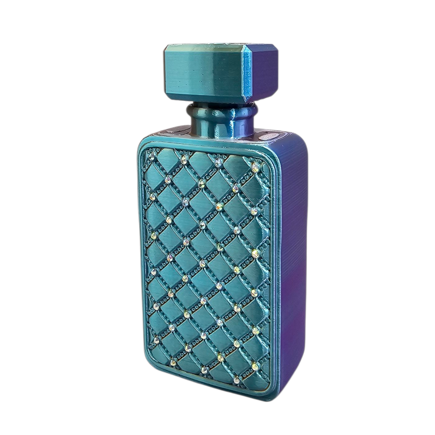 Turkooizen parfumflesje met een doorgestikt patroon en transparante edelstenen.