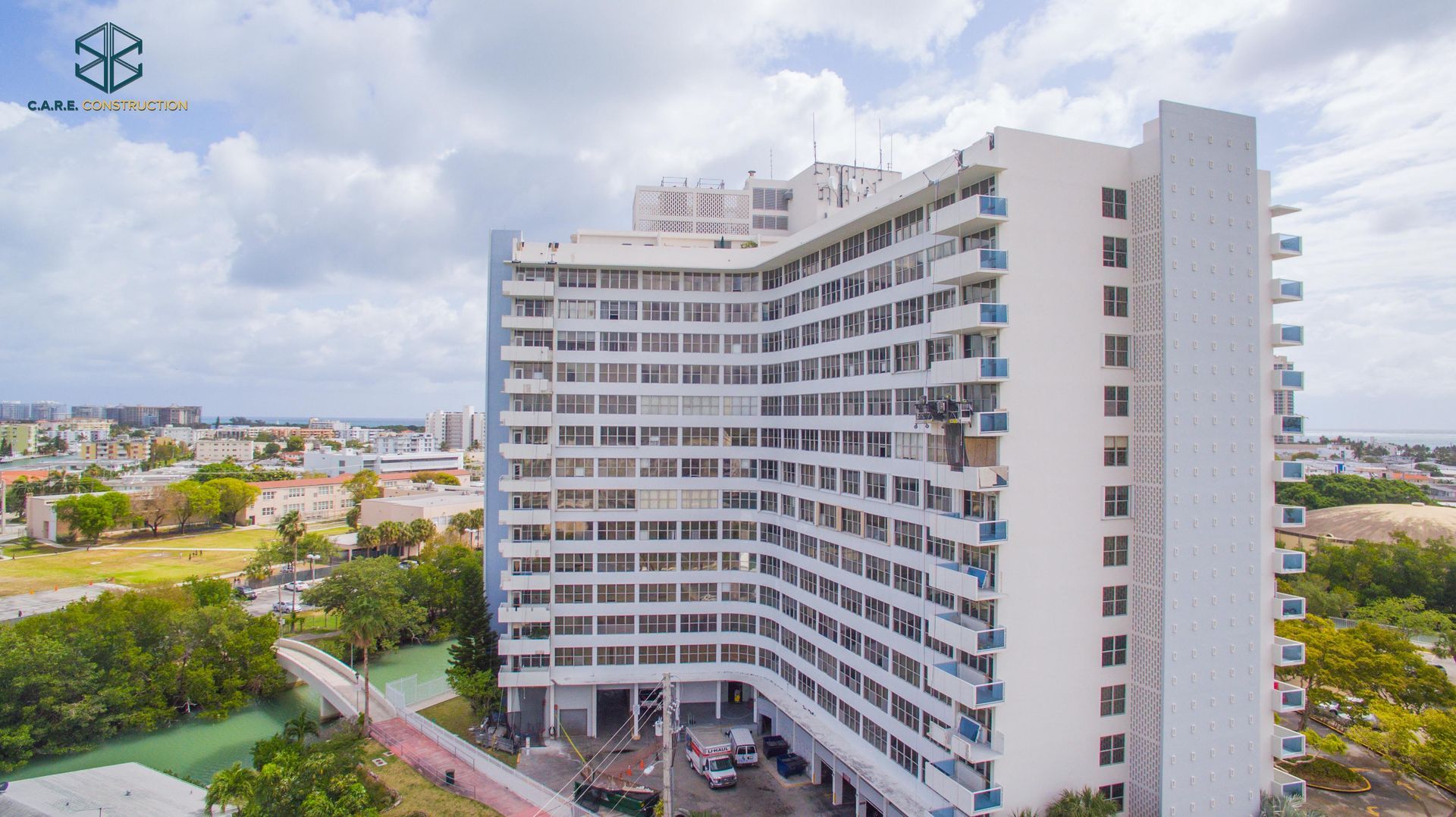 An aerial view of a large building in a city