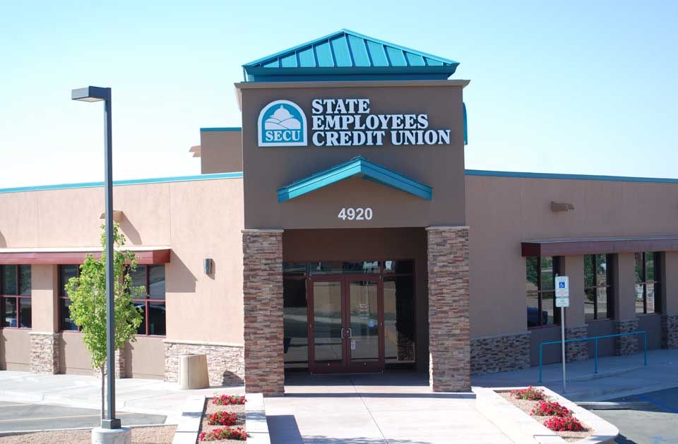 A building with a sign that says state employees credit union