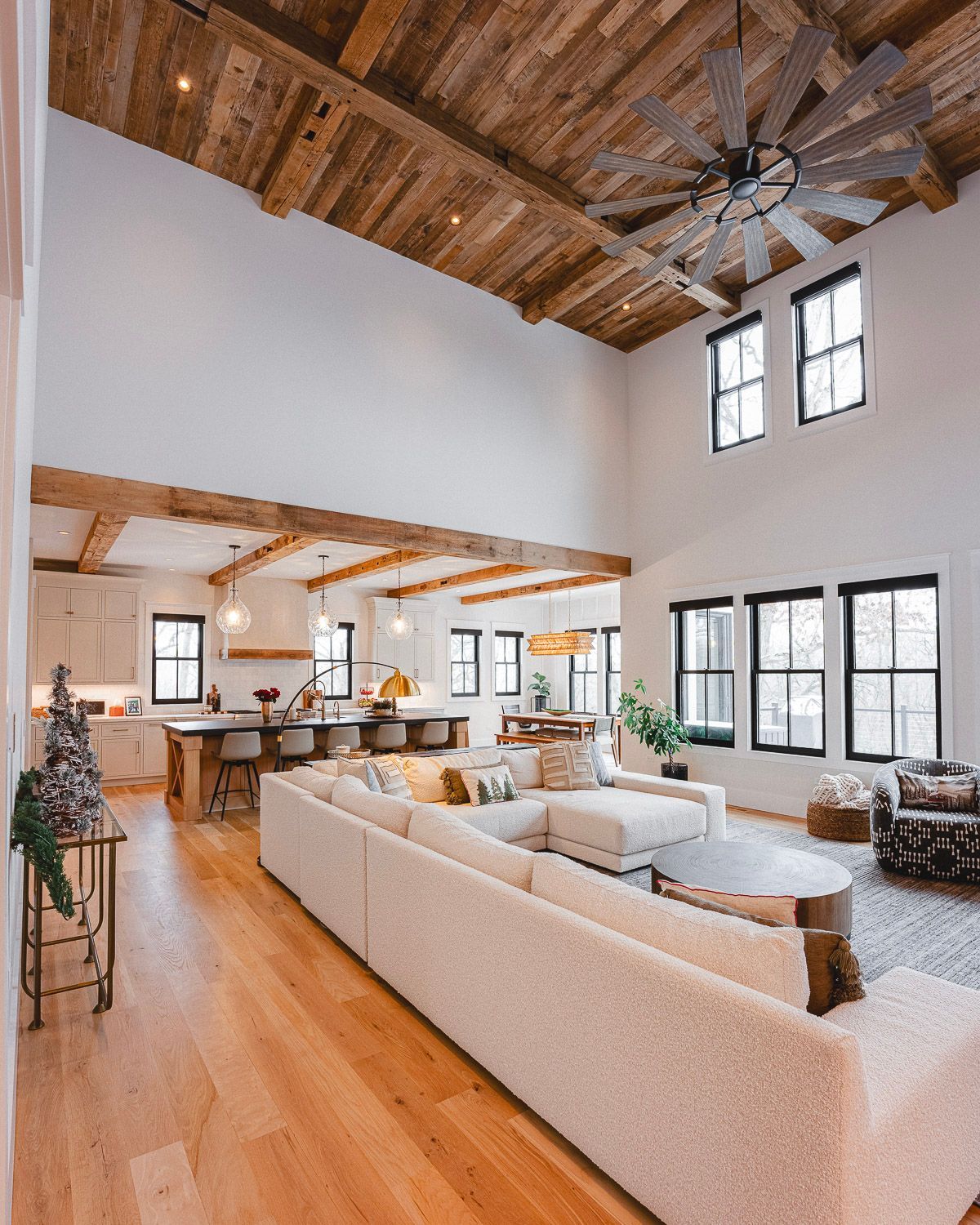 beams, ceiling beams, bathroom