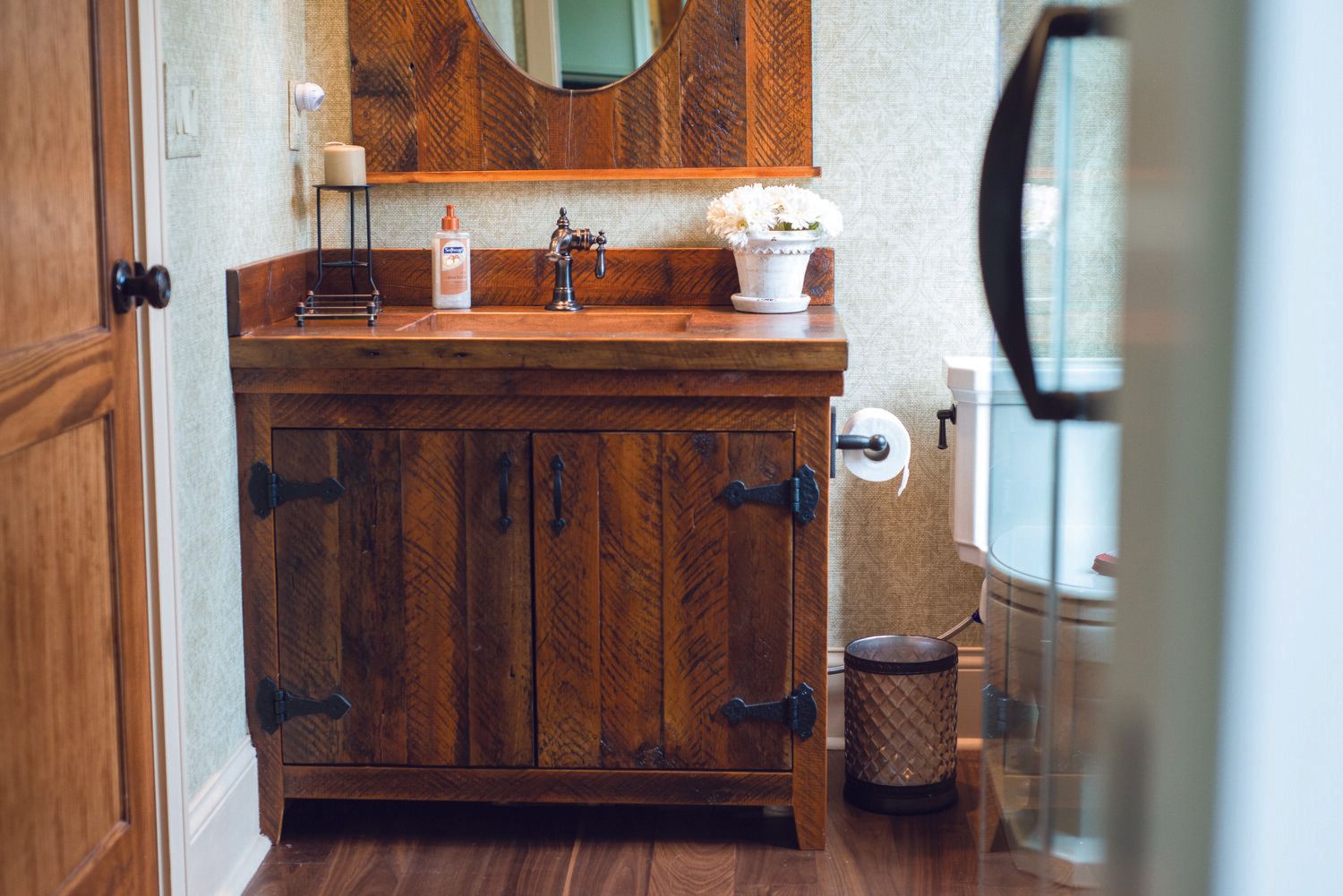 vanity, bathroom vanity, vanitites, cabinet