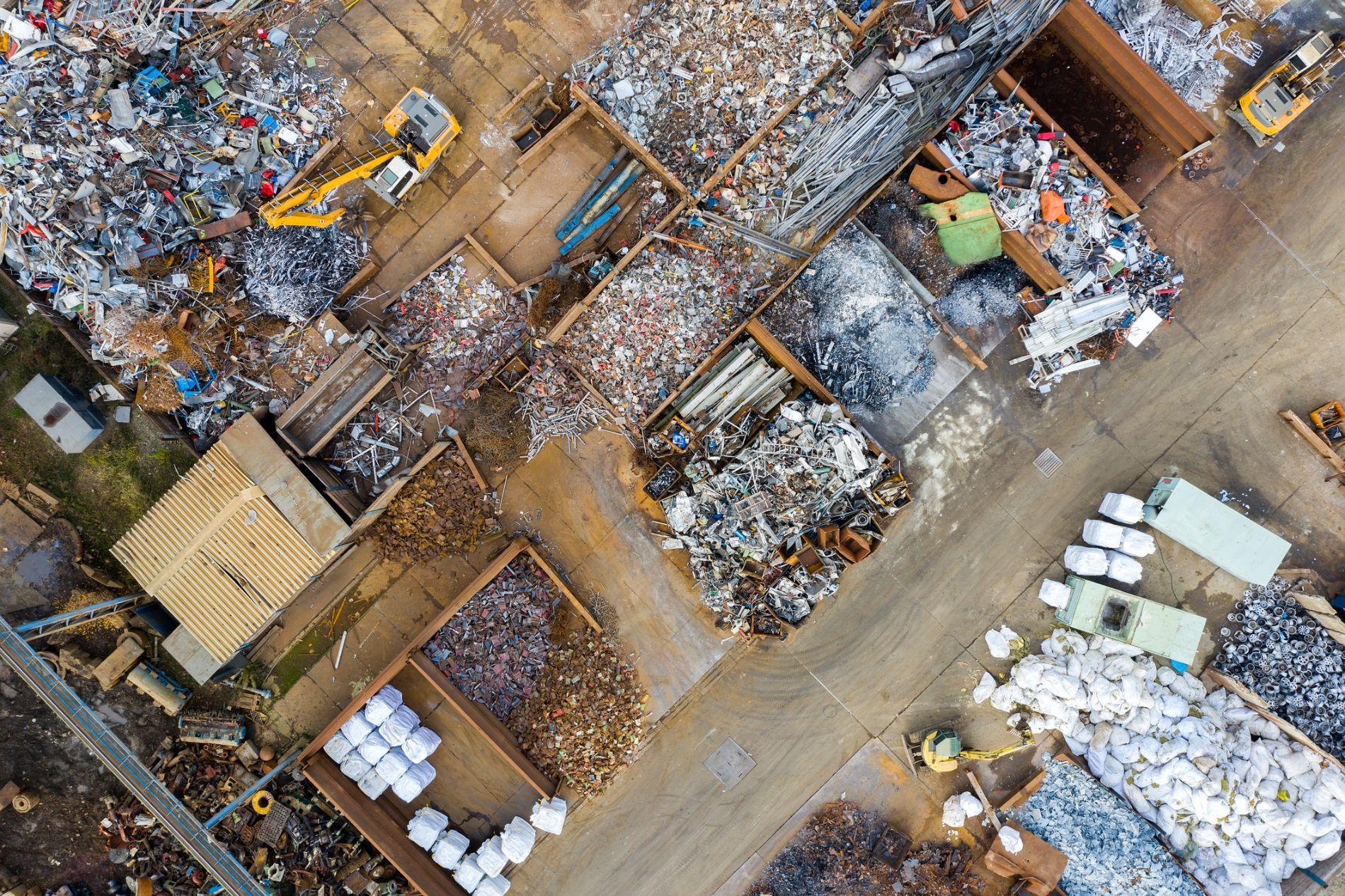 Trasporto rifiuti pericolosi e non pericolosi